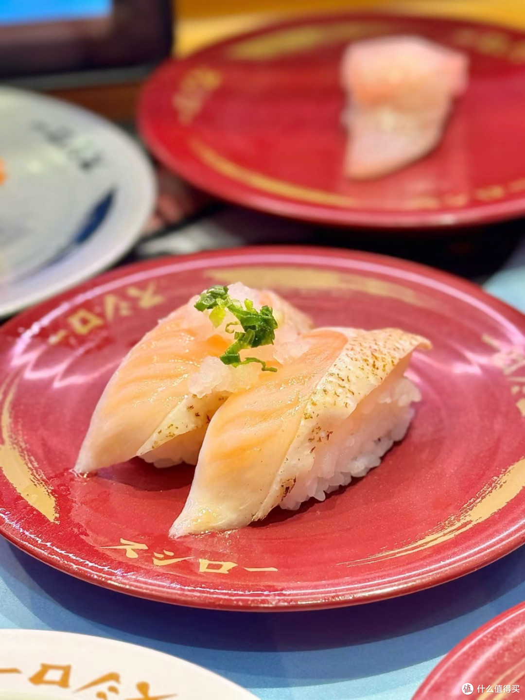 新年第一餐外食大餐,三文鱼脑袋直接冲寿司郎