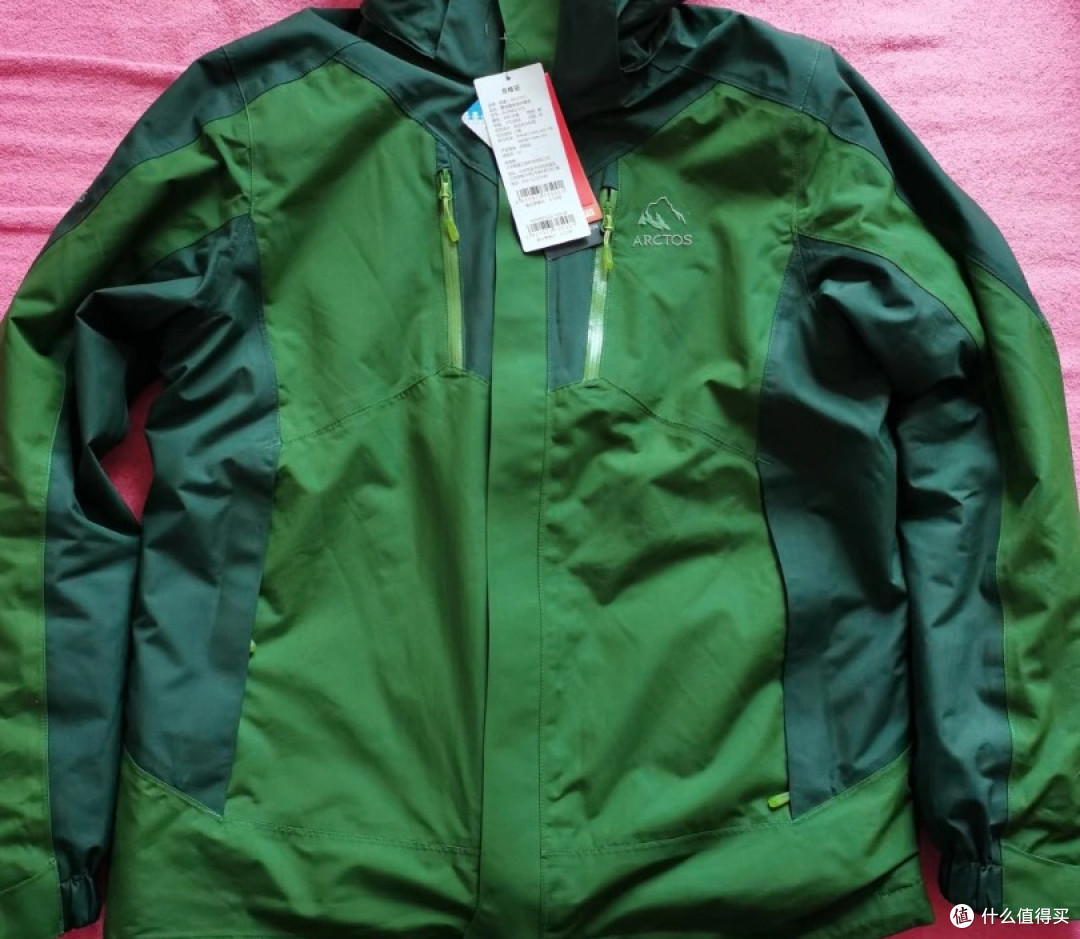 十大爆款冲锋衣品牌盘点：一文速通专业防风防水单品怎么选