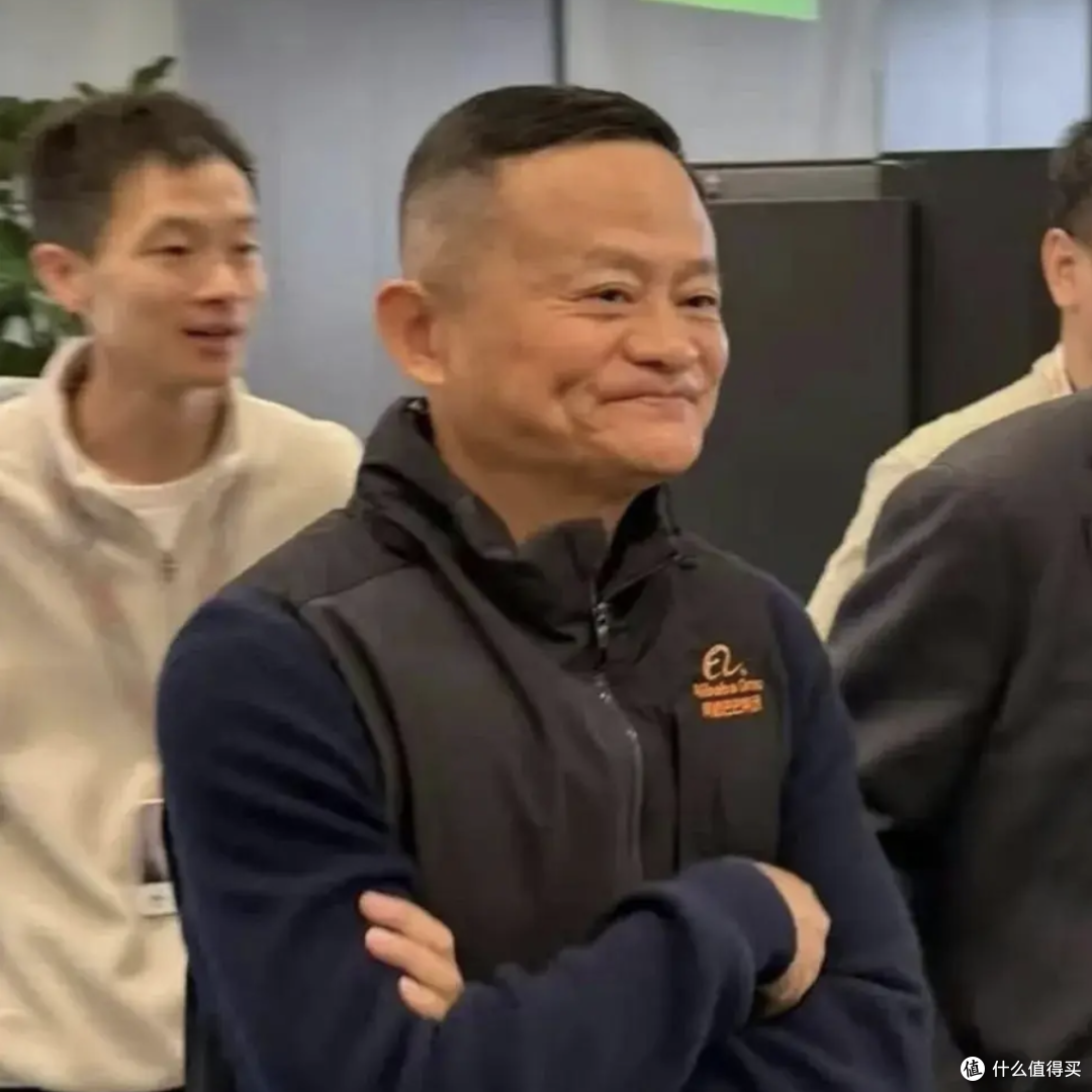马云上身6万老钱风,蔡崇信穿李宁!大佬们的这波穿搭我直呼内行