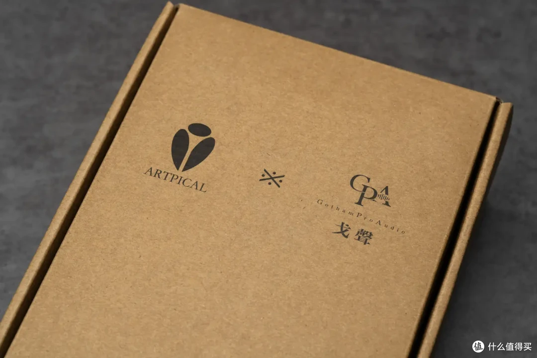 真的只能听二次元?聊ARTPICAL和戈聲联名限定耳机「彼岸银翼」