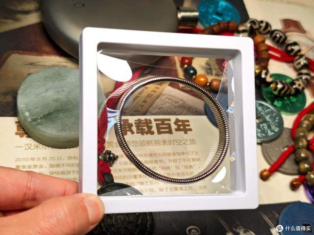 Fegve费戈钛合金弹簧镯:轻奢质感,解锁腕间松弛美学