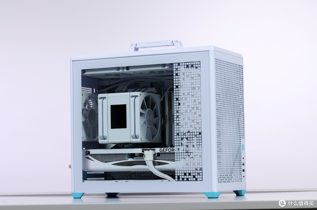 适合学生党,带隐藏提手的桌面MATX主机:9700X+5070+未知玩家P80