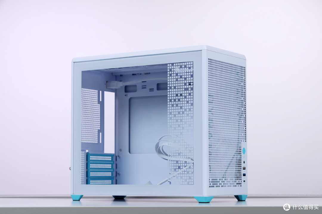 适合学生党,带隐藏提手的桌面MATX主机:9700X+5070+未知玩家P80