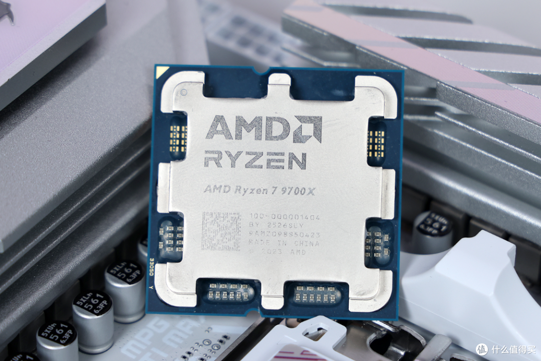 适合学生党,带隐藏提手的桌面MATX主机:9700X+5070+未知玩家P80