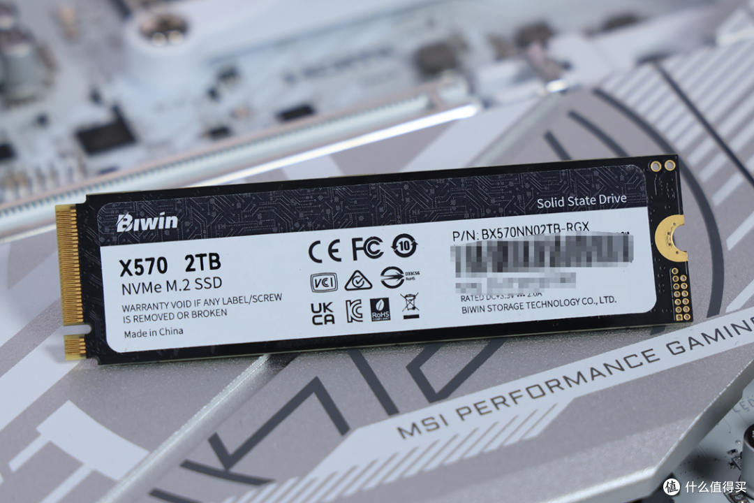 适合学生党,带隐藏提手的桌面MATX主机:9700X+5070+未知玩家P80