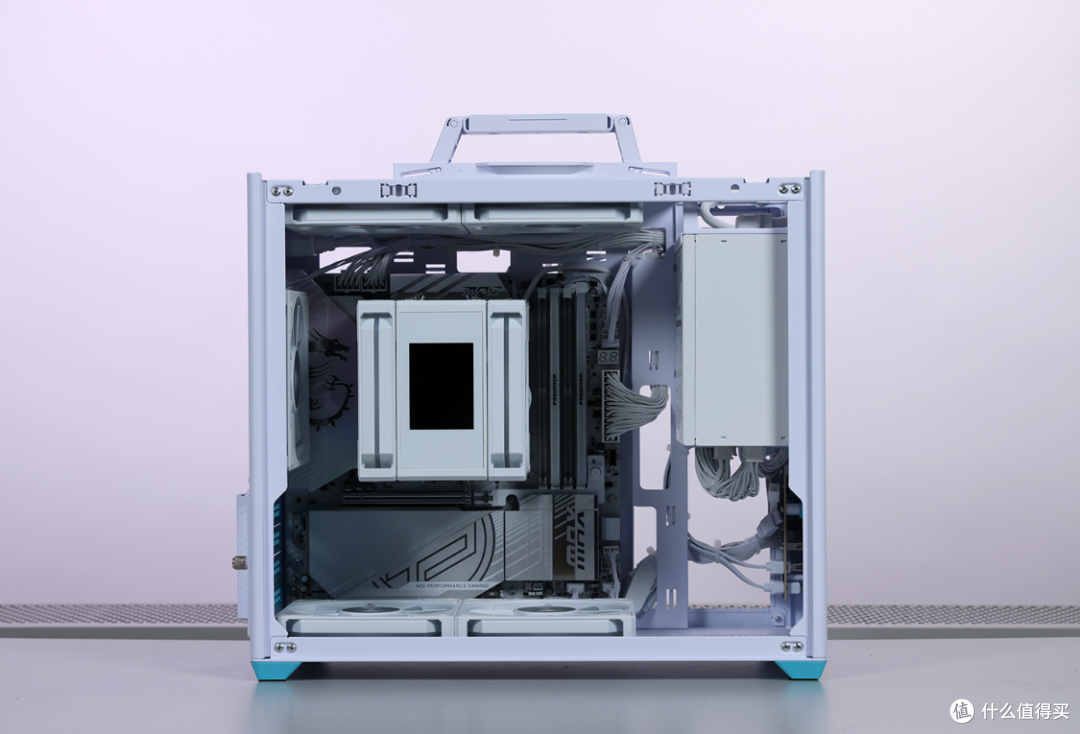 适合学生党,带隐藏提手的桌面MATX主机:9700X+5070+未知玩家P80