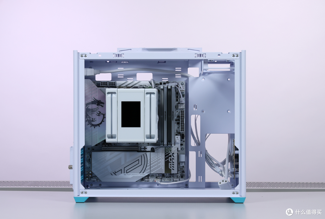 适合学生党,带隐藏提手的桌面MATX主机:9700X+5070+未知玩家P80