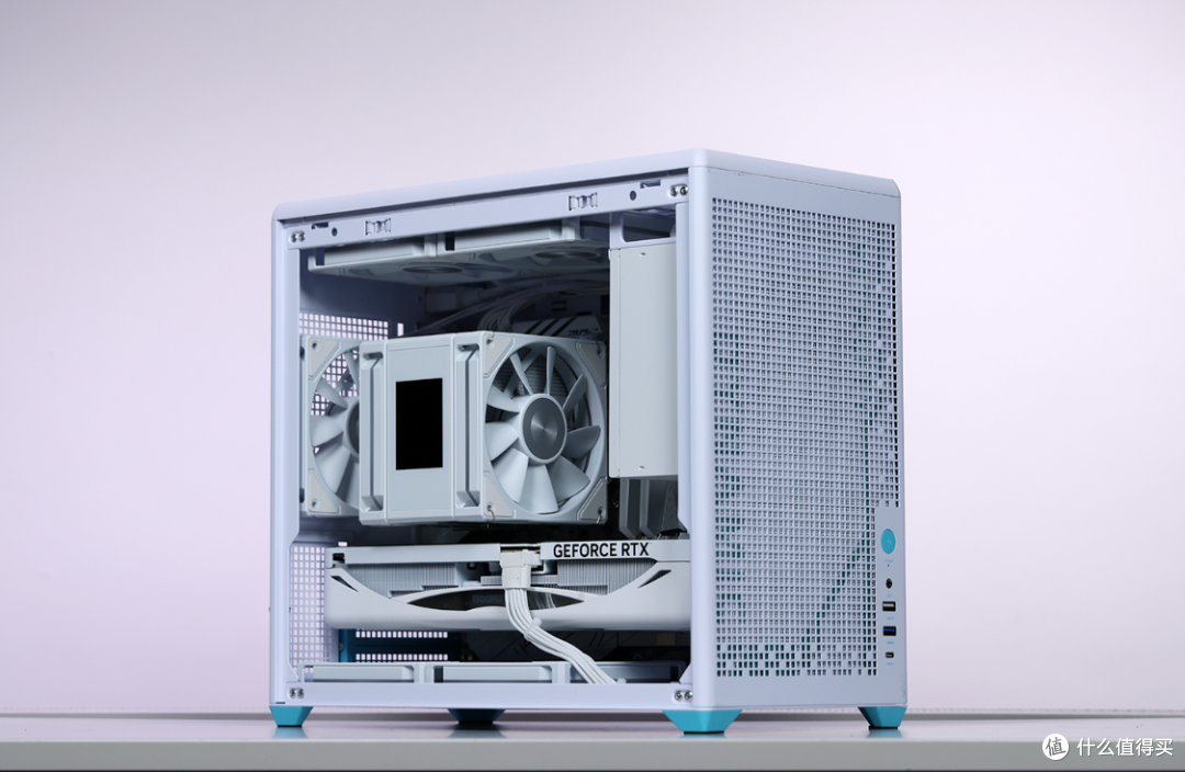 适合学生党,带隐藏提手的桌面MATX主机:9700X+5070+未知玩家P80