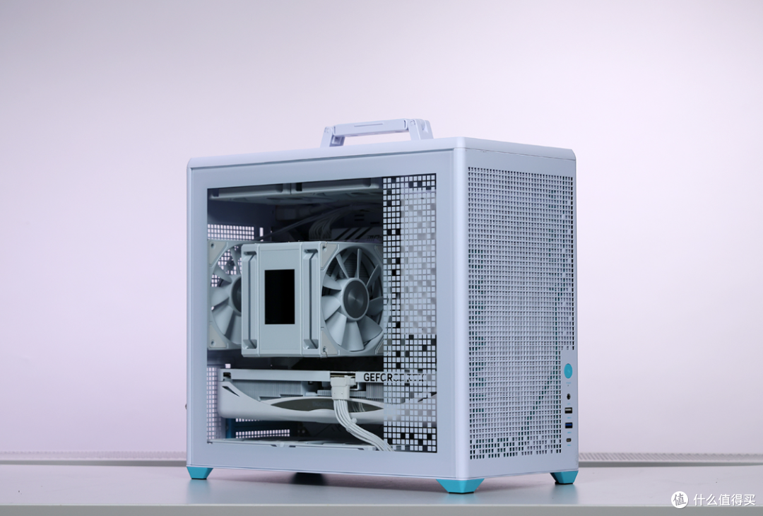 适合学生党,带隐藏提手的桌面MATX主机:9700X+5070+未知玩家P80