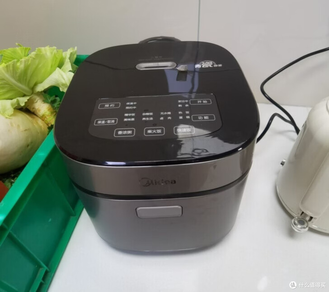 美的 MB-5E86电饭煲5L