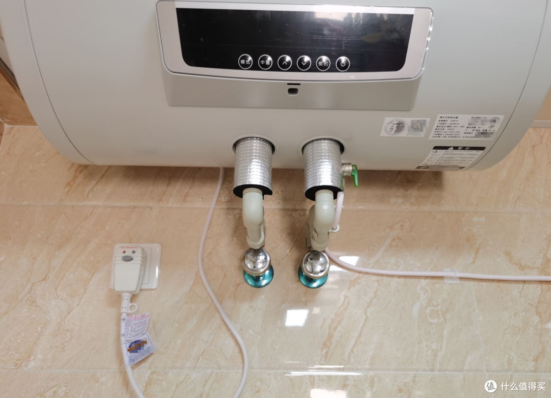 热水器选错了一年多烧几百块!4种热水器实测对比,90%家都选反了