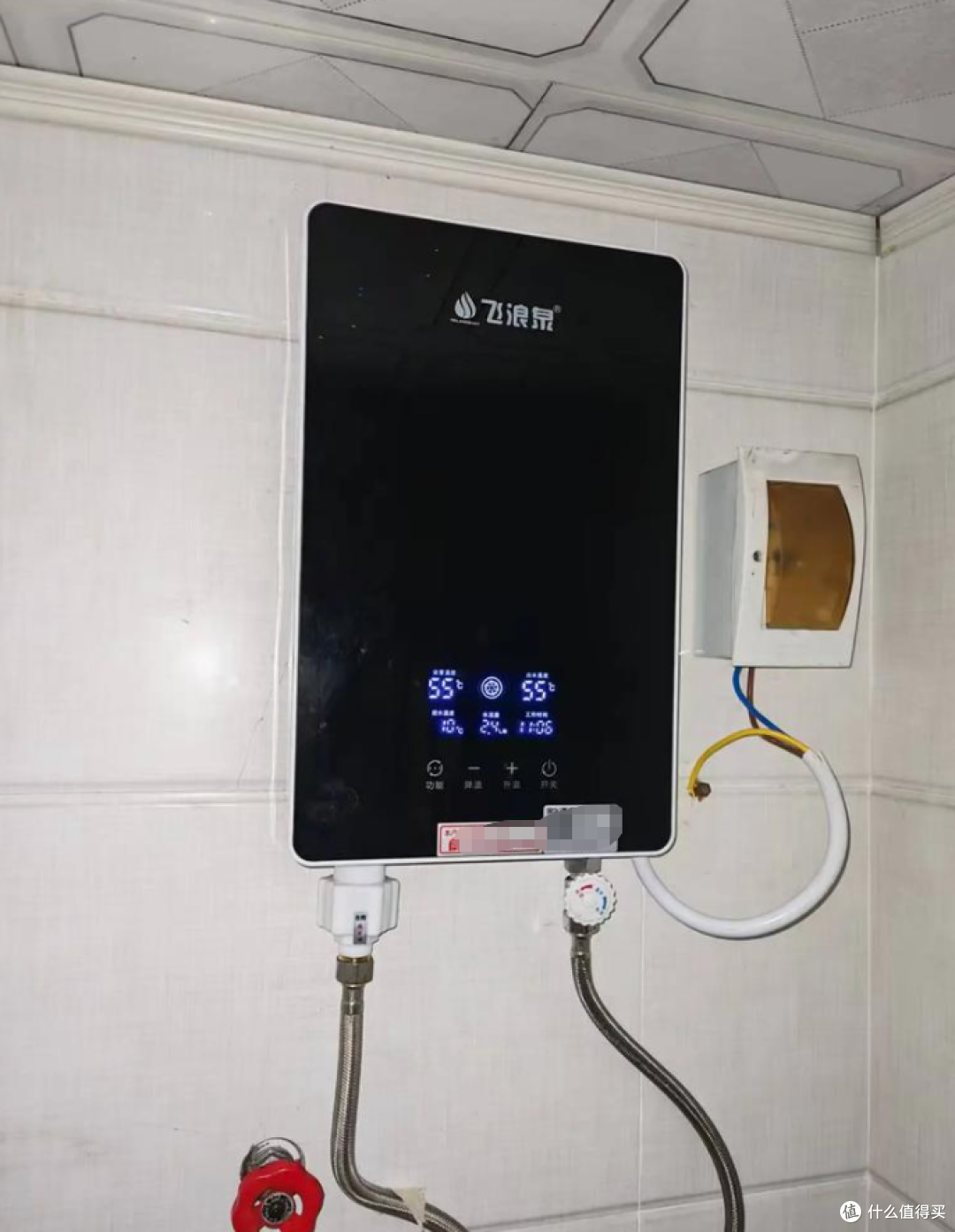 热水器选错了一年多烧几百块!4种热水器实测对比,90%家都选反了