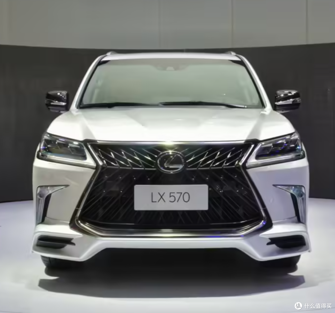 雷克萨斯LX570：百万级全地形霸主，硬派越野与极致豪华的完美
