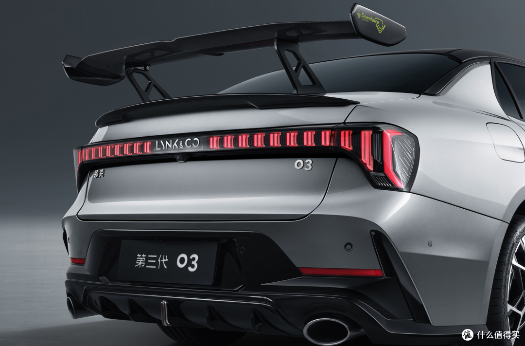 2.0T,领克03大尾翼版只卖15.98万元!最大功率272马力