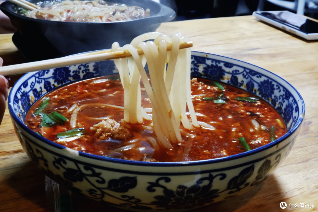 吃完早饭想退休，吃完午饭想躺平！这座小城真让人舍不得离开！