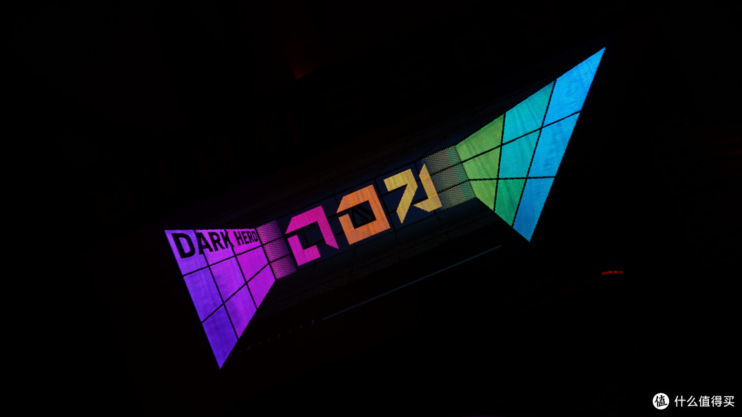 9850X3D + 华硕 X870E DARK HERO + 9070 XT 领先 285K 28% 哦