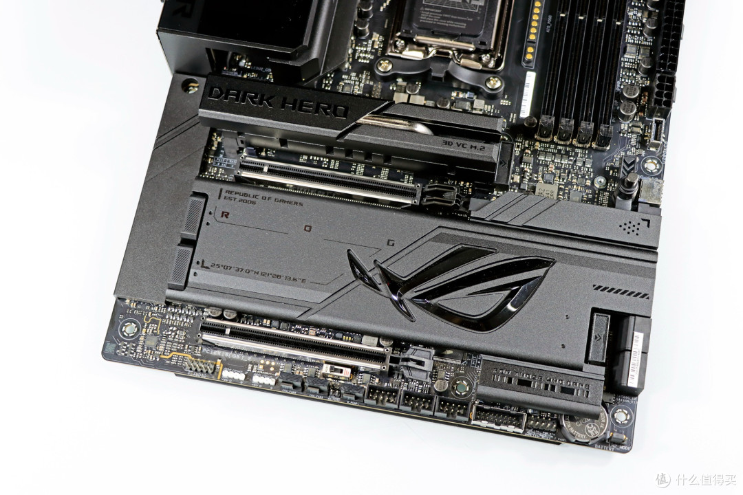 9850X3D + 华硕 X870E DARK HERO + 9070 XT 领先 285K 28% 哦