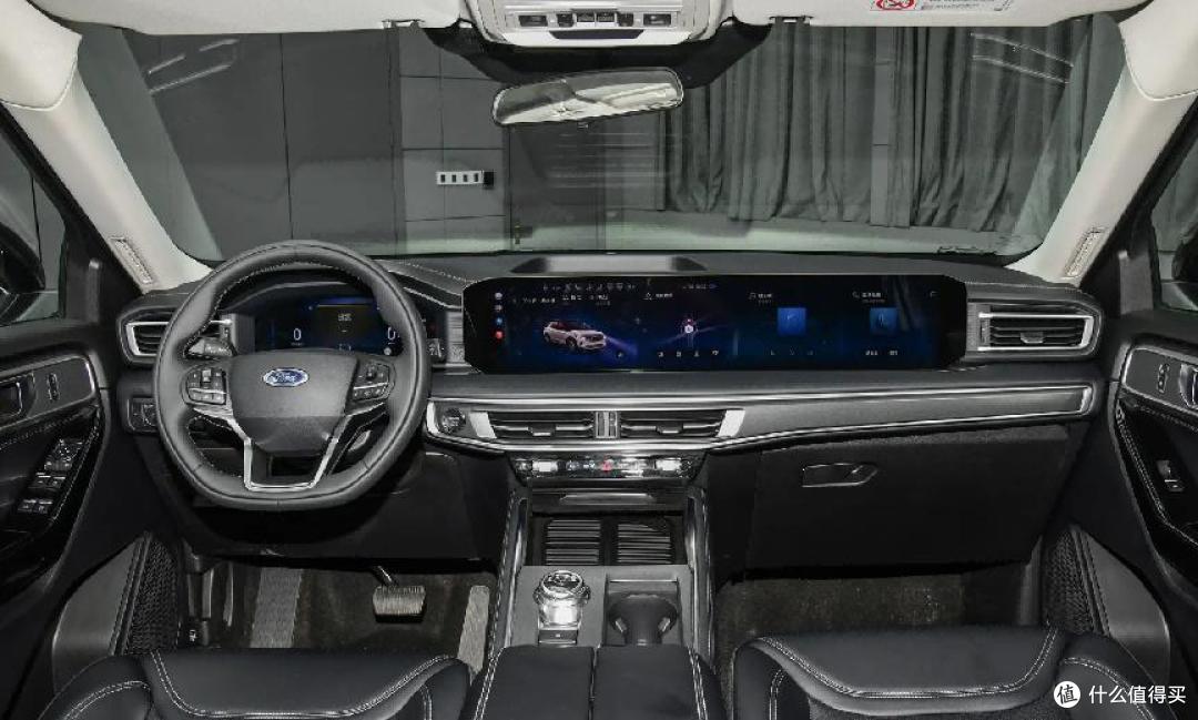 30万家用 SUV 不纠结,探险者大空间+强底盘,真的很省心
