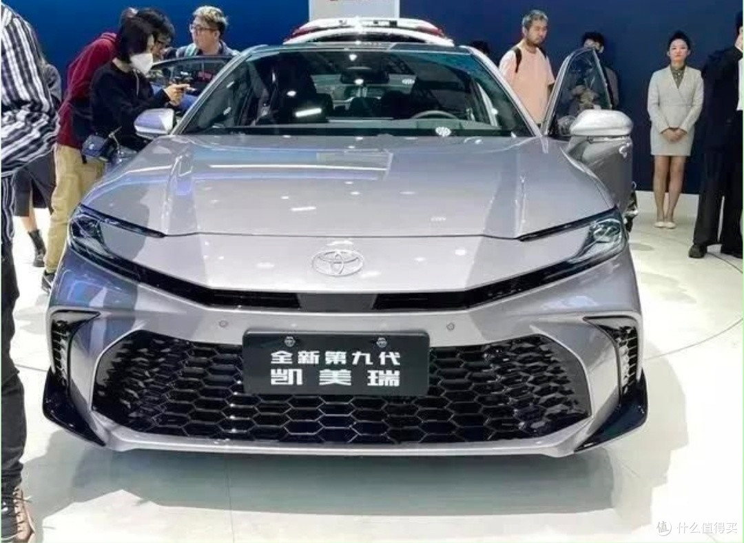 别买国产车了!丰田“电动凯美瑞”11.99万起,续航616km?
