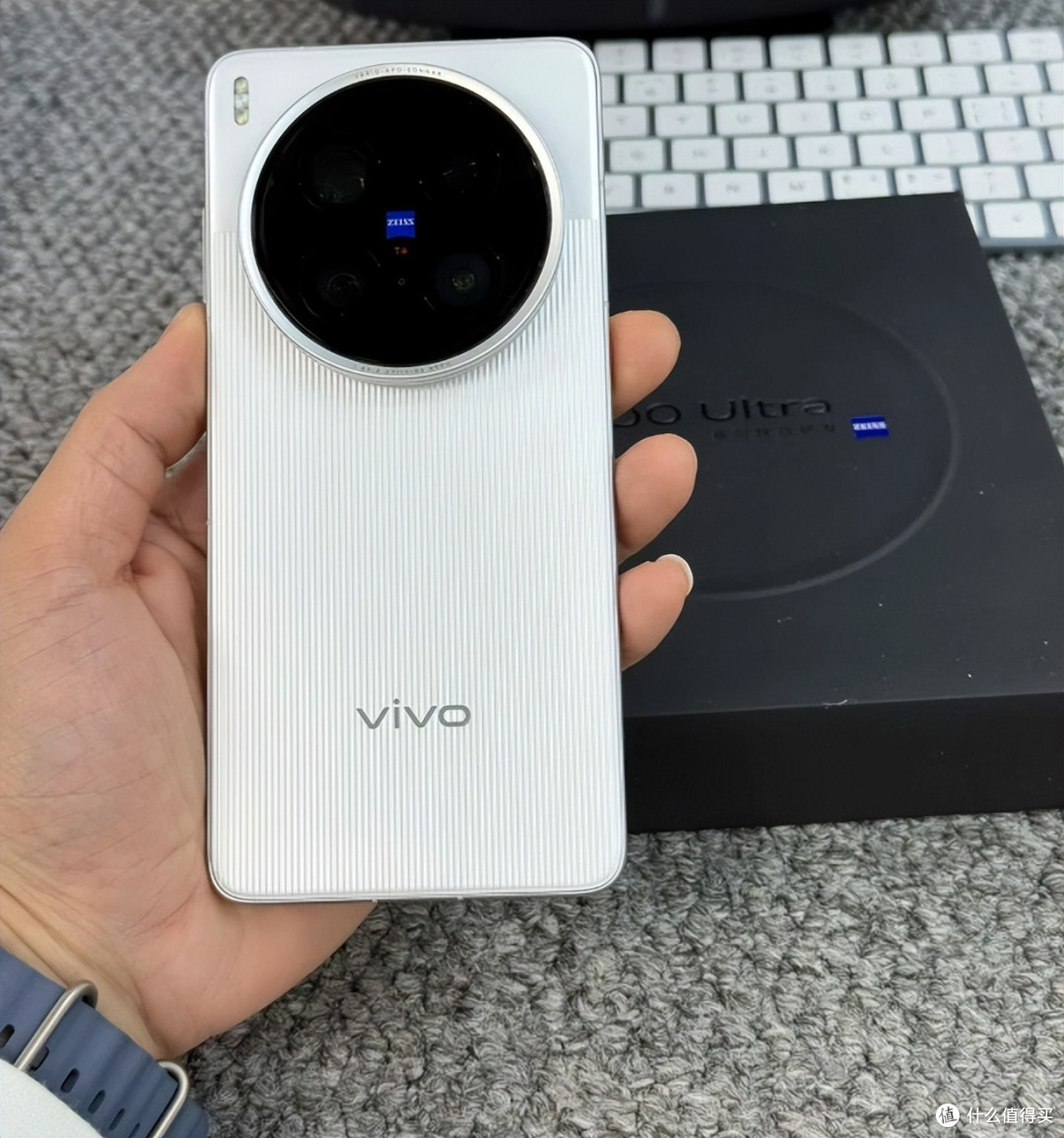 vivo X200 Ultra值不值得买?用了一个月,这些话我得说清楚!