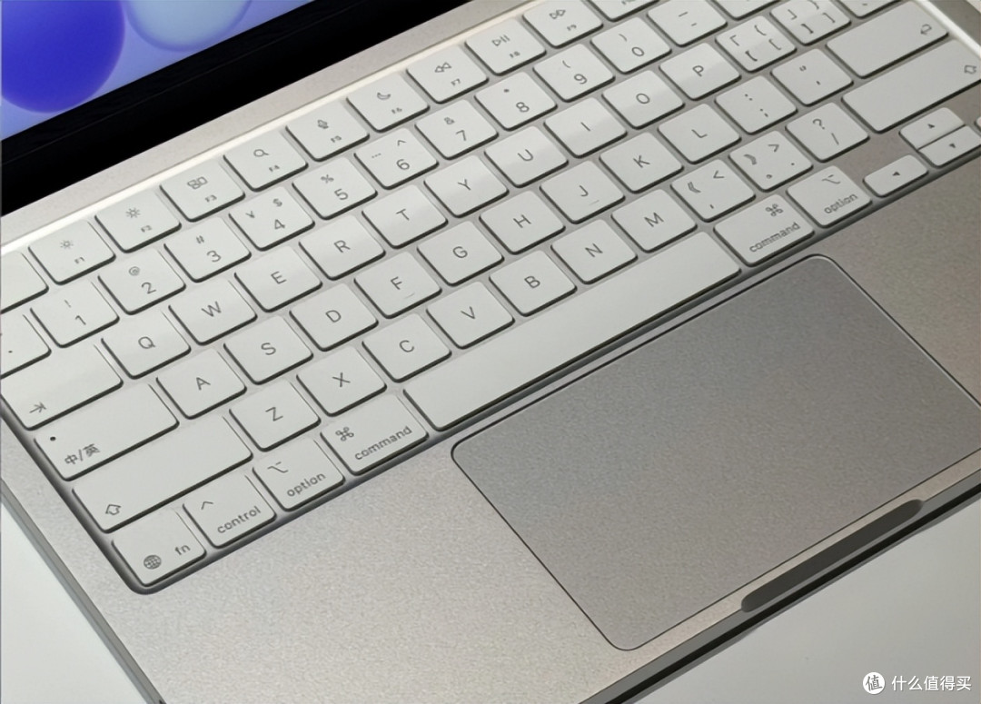 MacBook Neo评测：价格比iPhone17都低，这么便宜值得买吗？