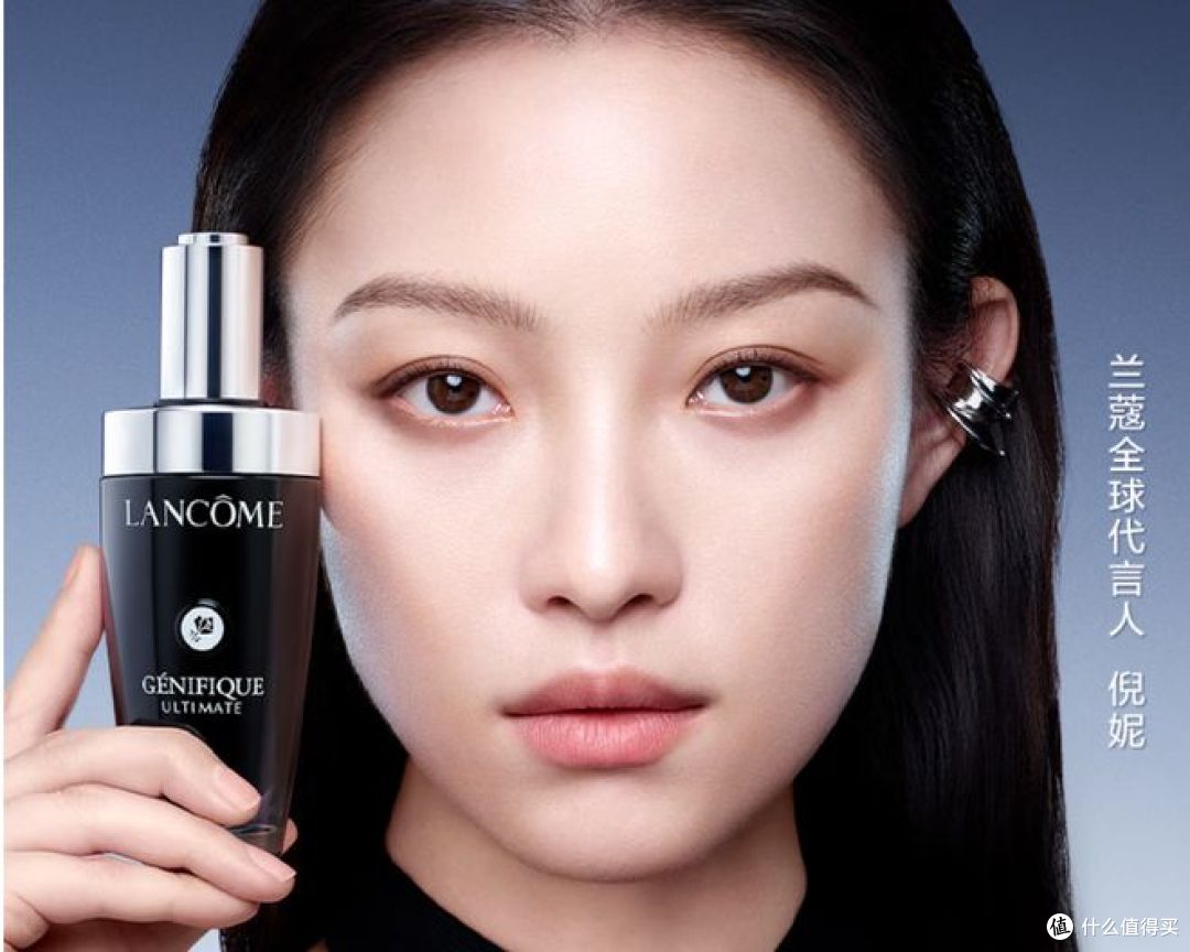 兰蔻推出三八节女神专属护肤礼盒，包含小黑瓶与眼霜！
