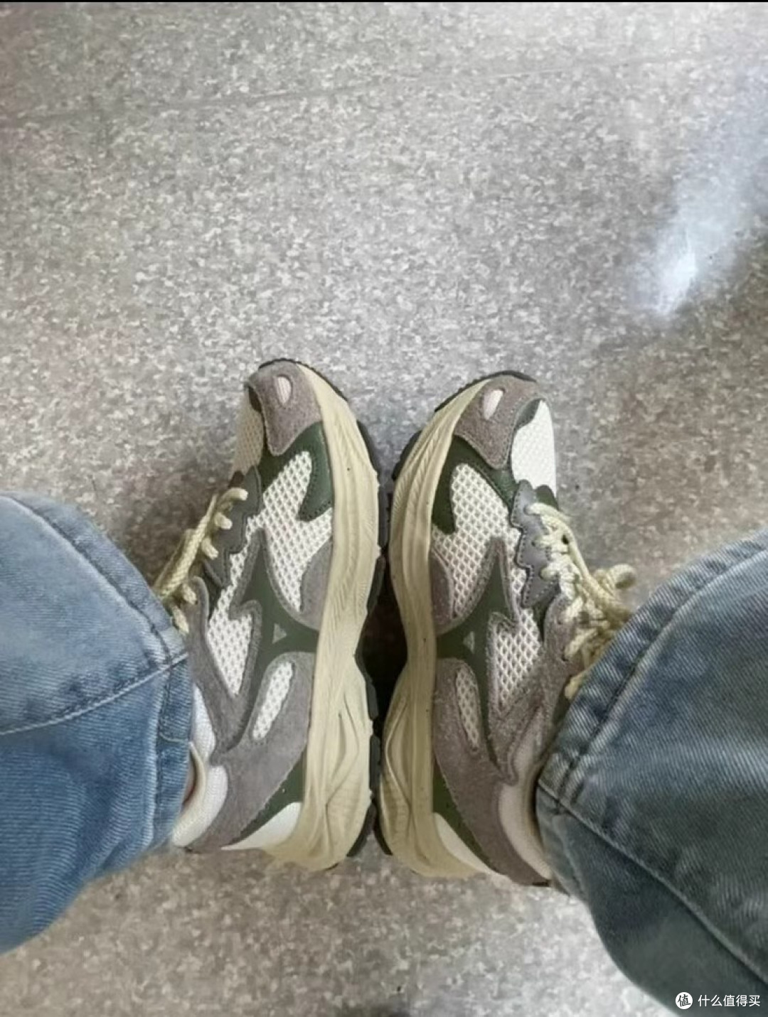 复古跑鞋开启新年焕新