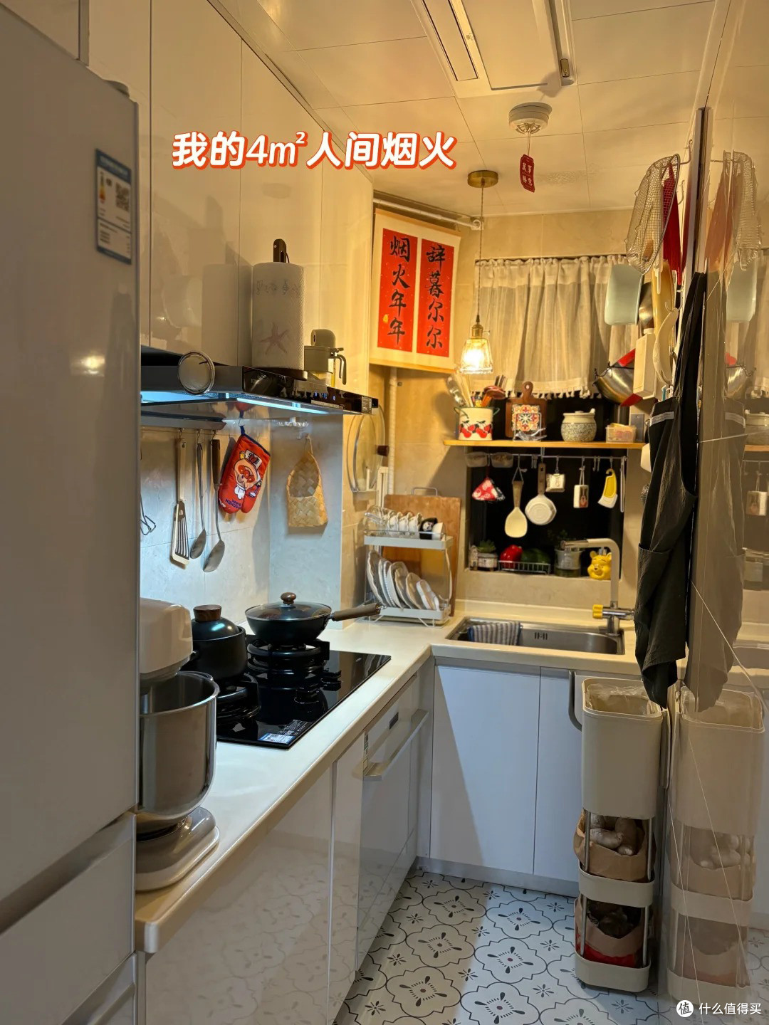 北京小哥晒出独居照,蜗居卧室仅3㎡小宅,网友:简直不敢相信!