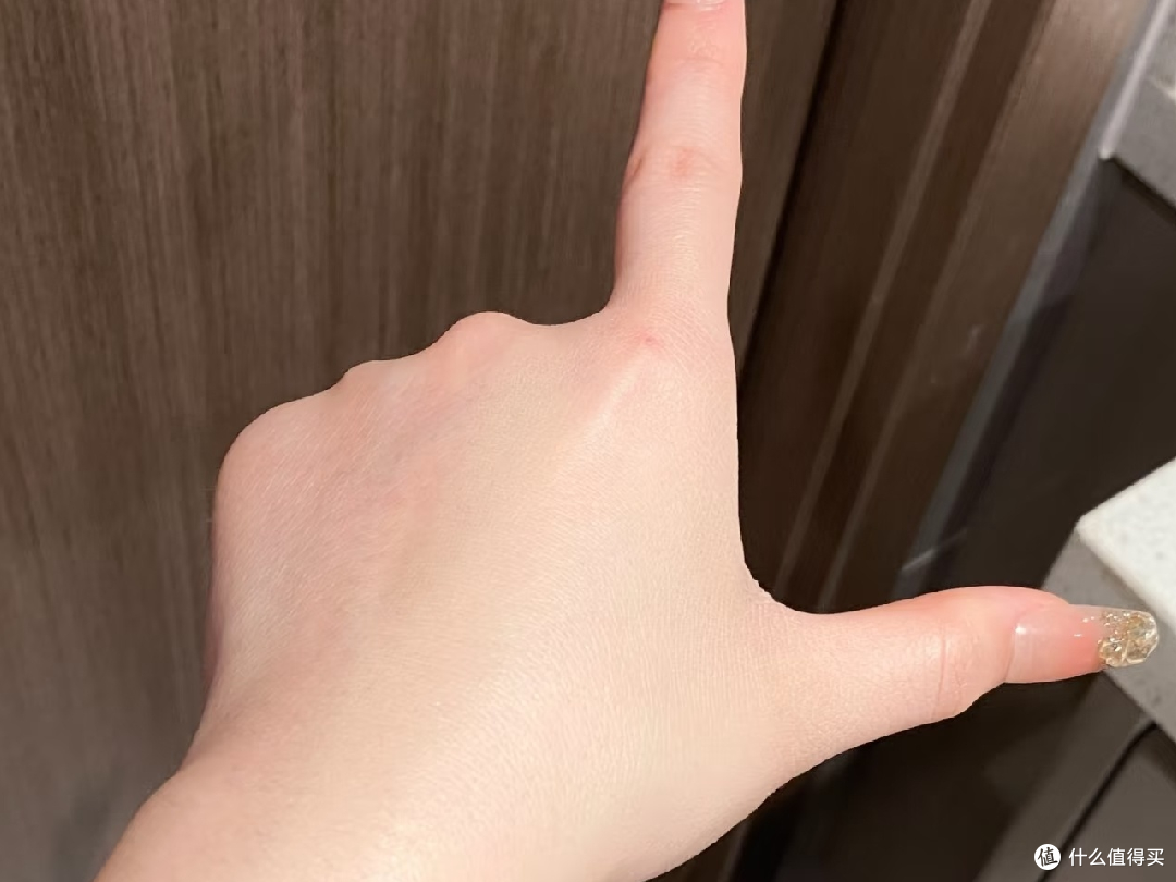 秋冬底妆推荐：兰蔻菁纯面霜搭配花西子蜜粉霜