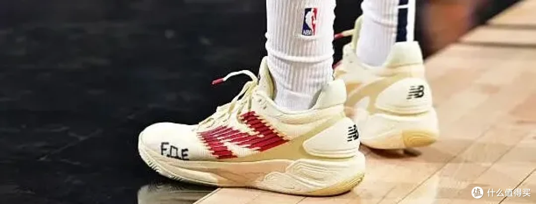 【NBA每日上脚】塔图姆回归致敬李小龙！Book 2野猪PE最骚？
