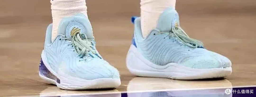 【NBA每日上脚】塔图姆回归致敬李小龙！Book 2野猪PE最骚？