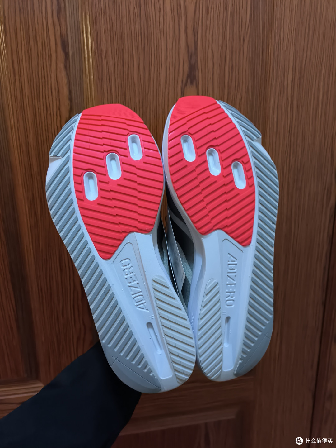 233元阿迪达斯ADIZERO SL2跑鞋开箱，平替Nike飞马41只差一点