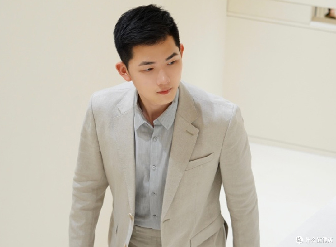 体制内中年男人,衣服买精不买杂,这5个国产男装品牌不输爱马仕