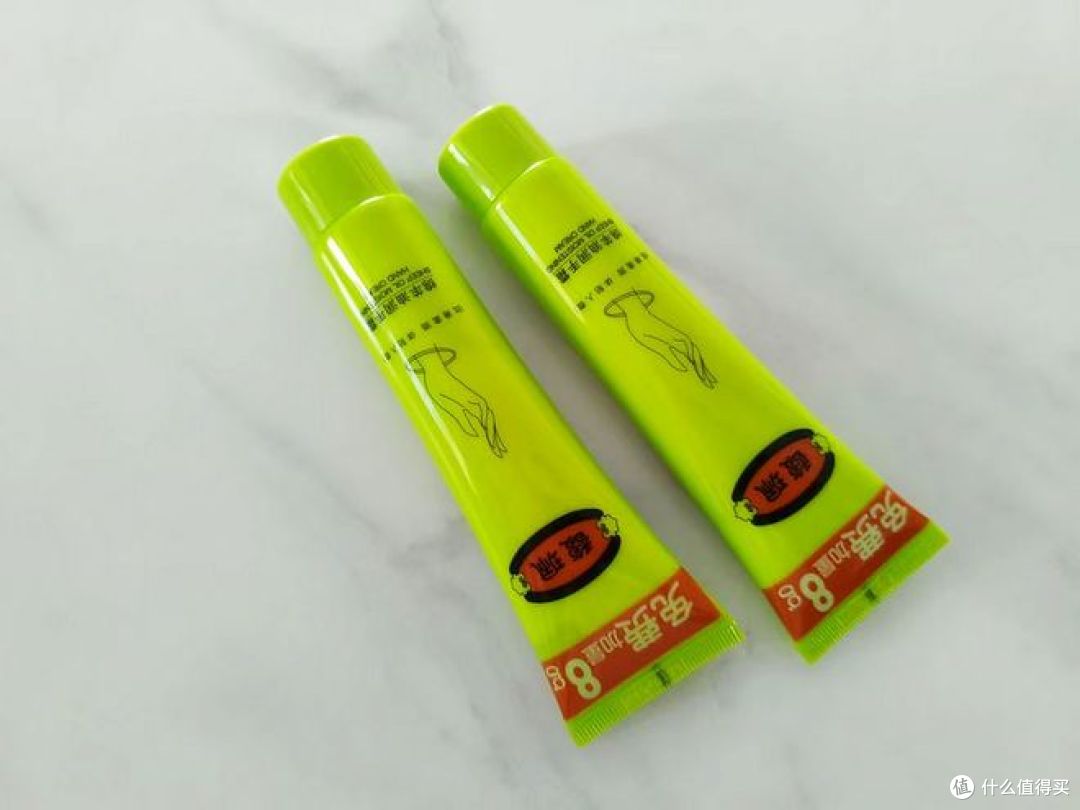 护手霜对决:绵羊油、蛇油和貂油,你选哪款?