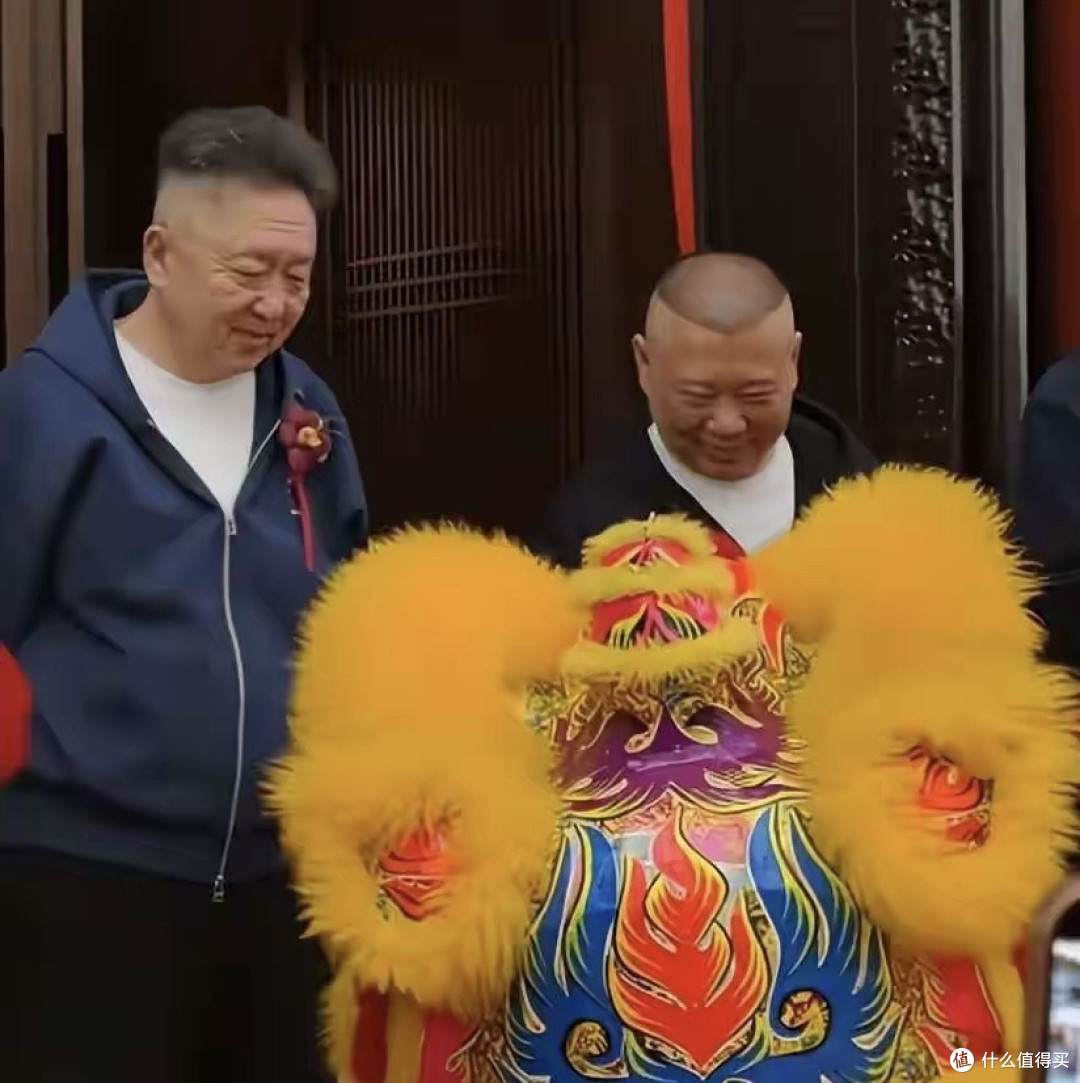 成都德云社开业2天翻车?3800元票背后,谁在砸相声的饭碗