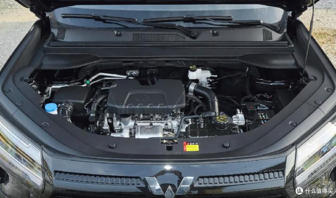 不到 8 万买1.5T家用 SUV,五菱星光560好开省油又实用