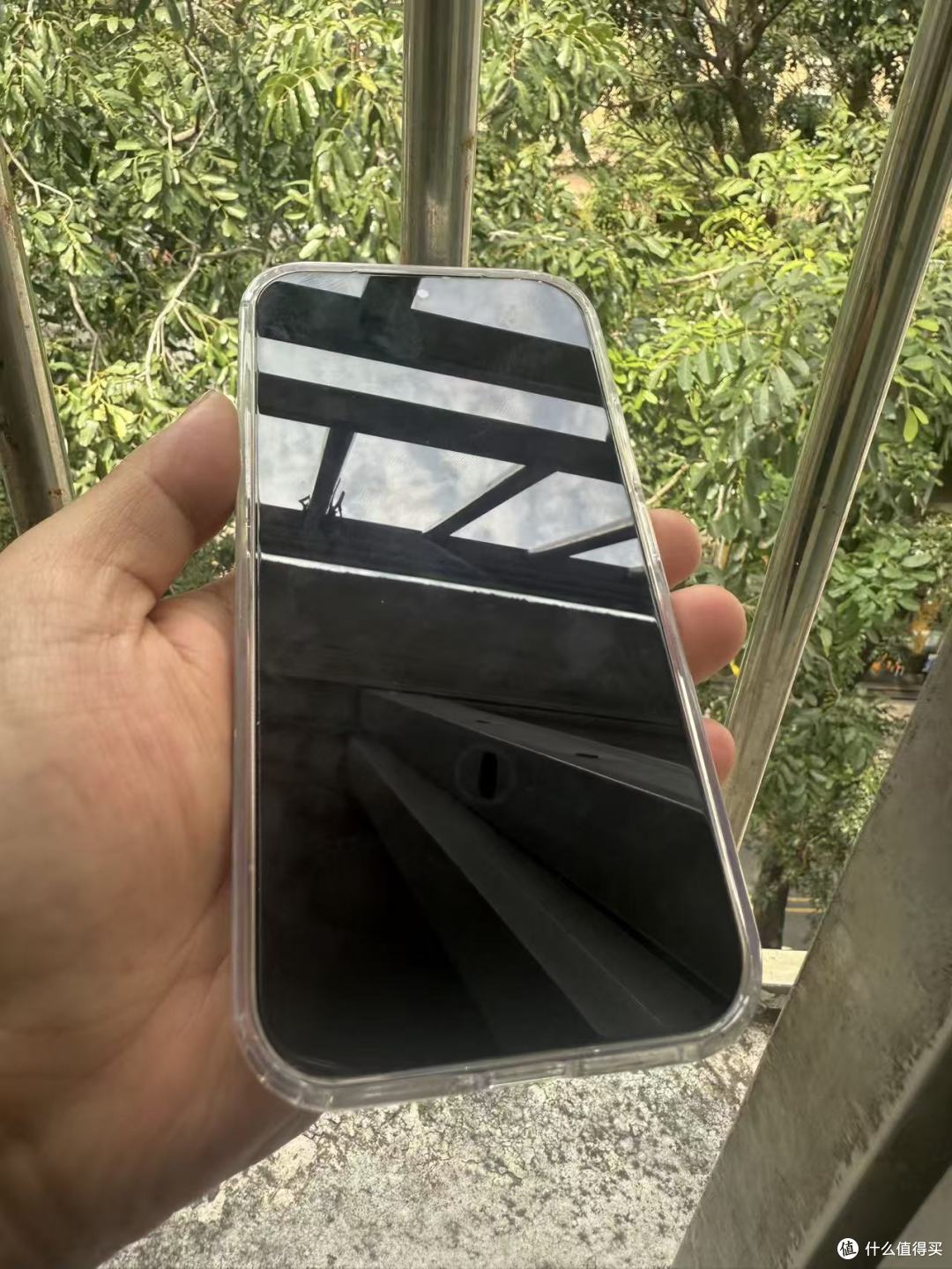 发现一个小米17Pro非常好用的手机壳