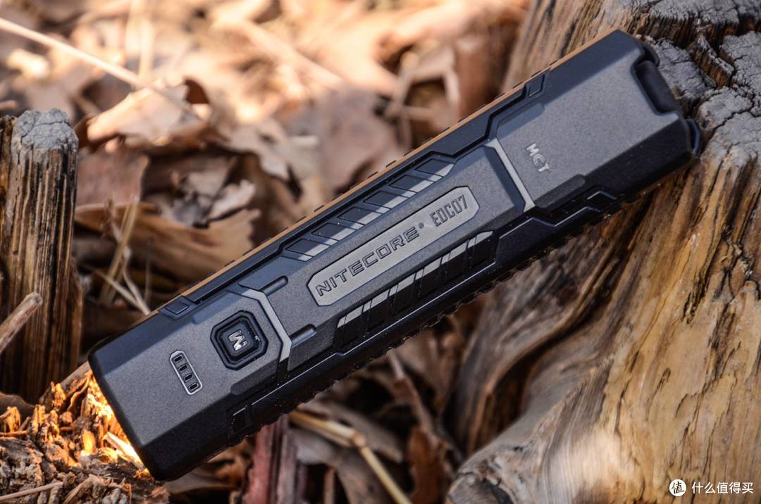 七十克的光,三色更温柔:NITECORE EDC07