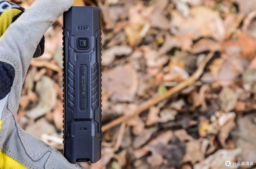 七十克的光,三色更温柔:NITECORE EDC07