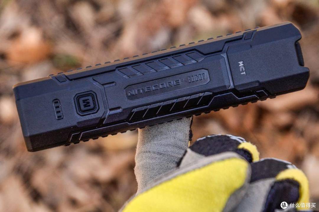 七十克的光,三色更温柔:NITECORE EDC07