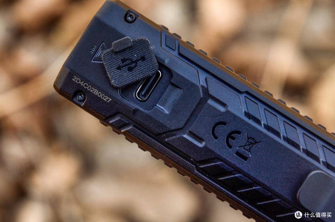 七十克的光,三色更温柔:NITECORE EDC07