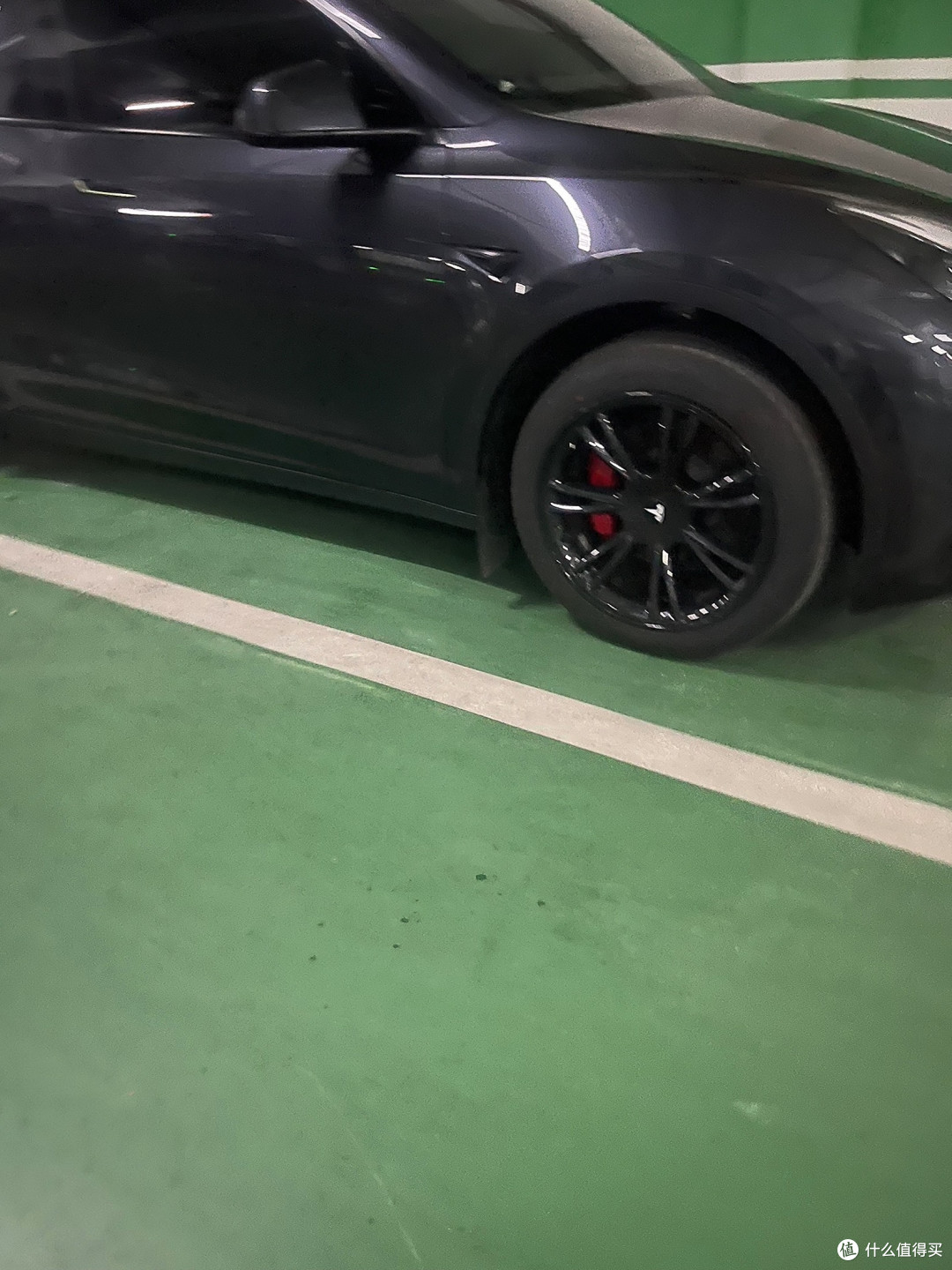特斯拉Model Y提车记:开启电动出行新征程