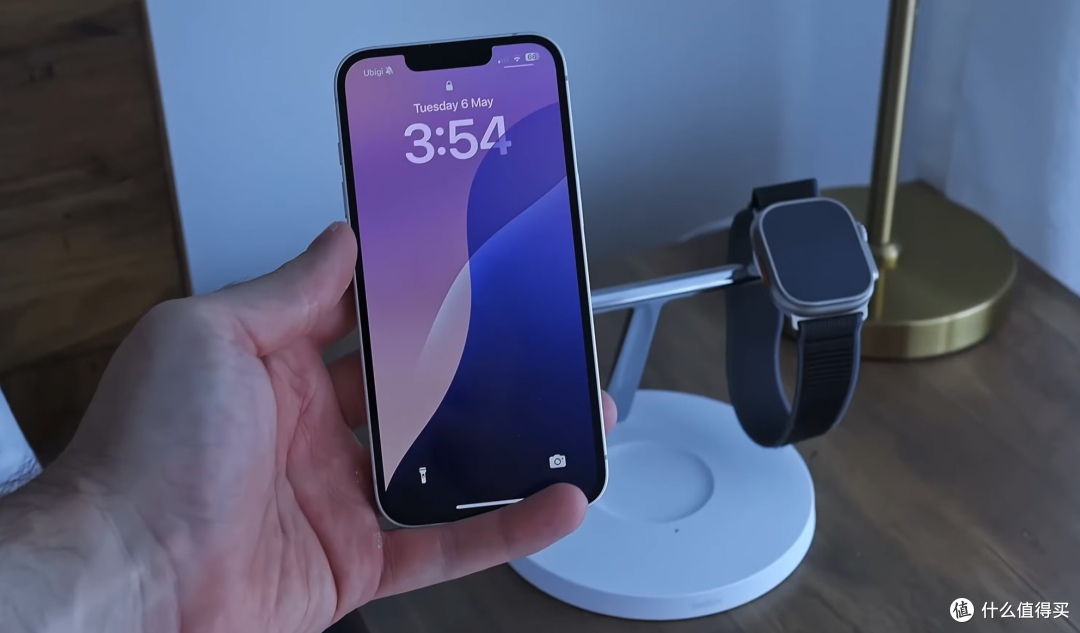 iPhone 17E评测:这牙膏挤太多 我受不了了