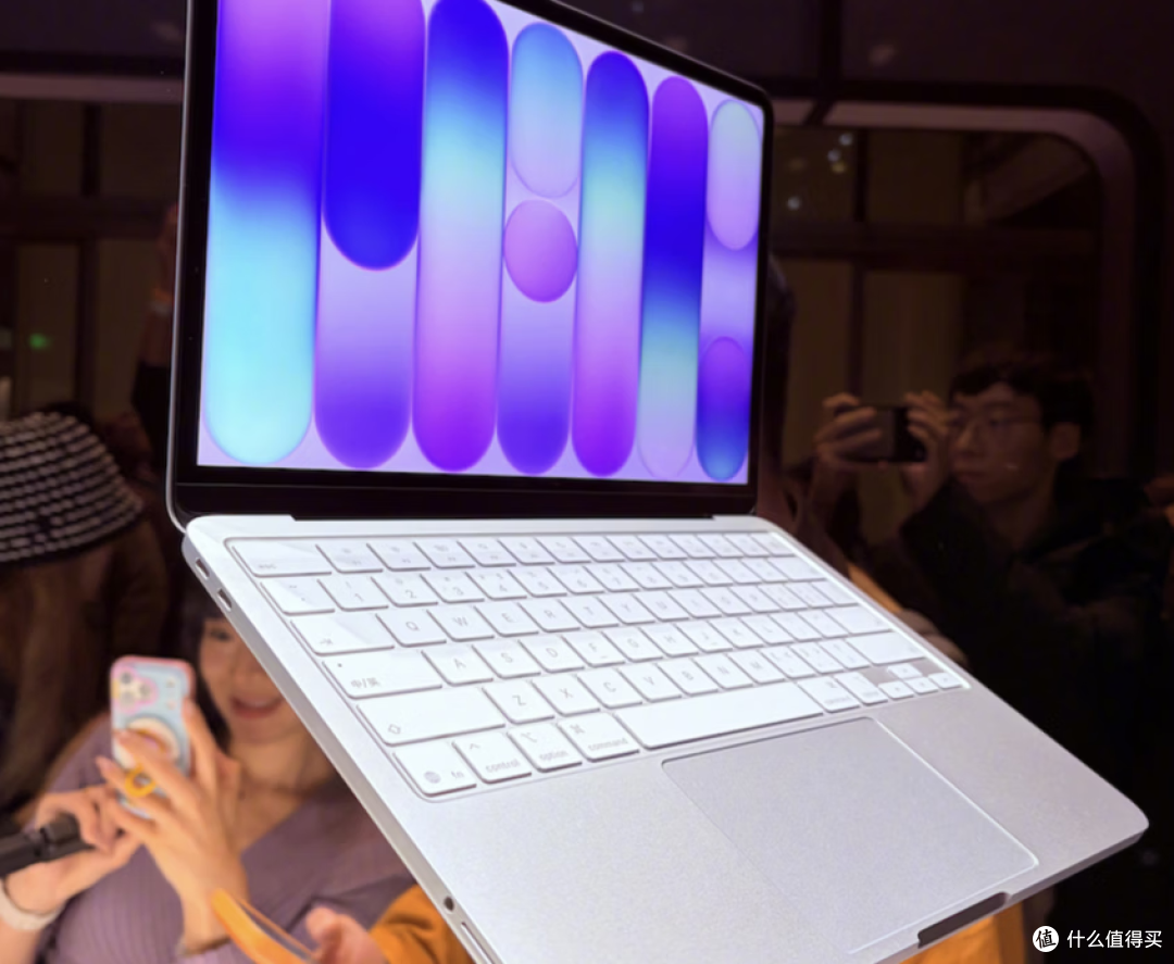不要买，MacBook Neo虽然便宜，它不适合干活用！