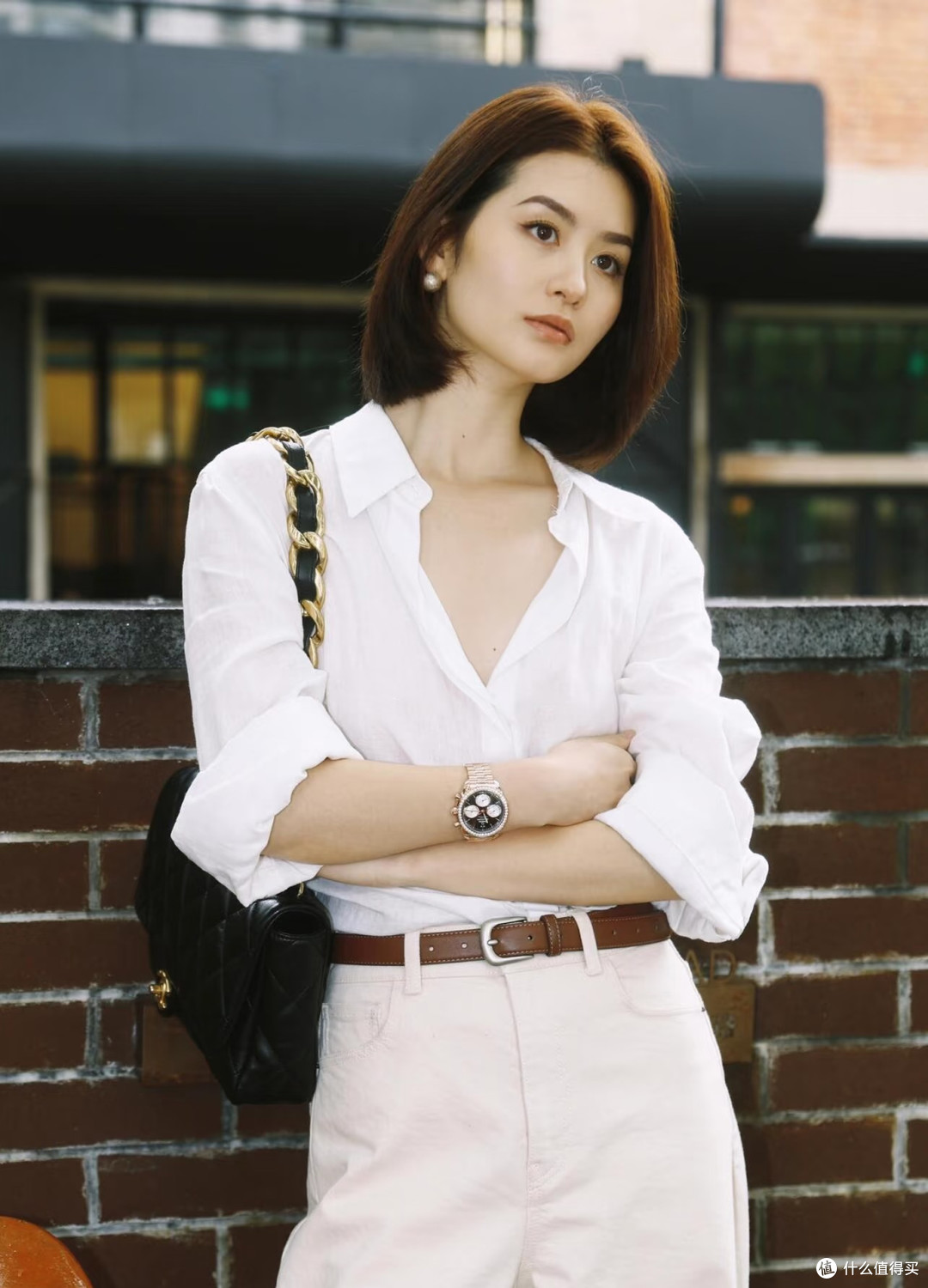 中年女性佩戴手表,不要选择卡西欧、DW,换成这4个品牌优雅美观