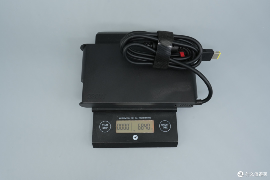 PFC+LLC+SR高效架构,联想拯救者笔记本230W电源适配器拆解