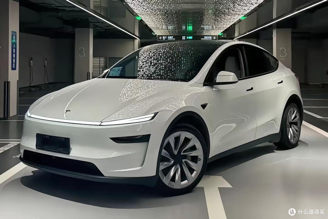 开完特斯拉Model Y才懂:好开的电动车,原来长这样!