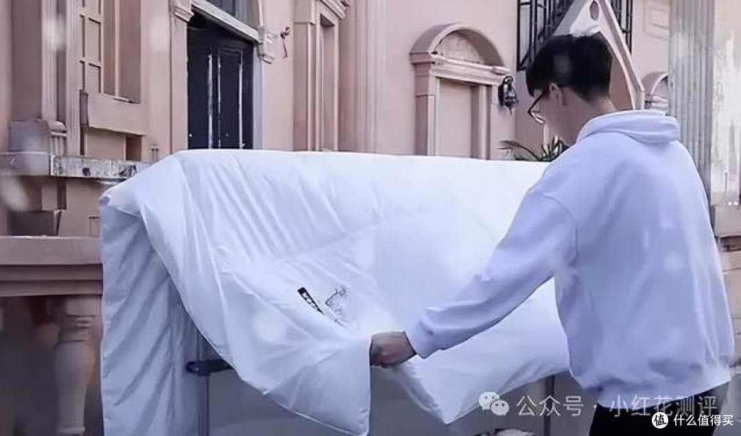 别让几千块毁在清洗上!冬季衣物洗护指南:这些坑千万别踩!