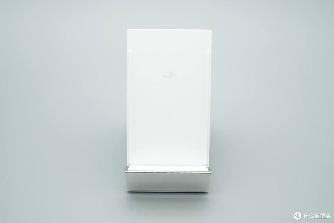 双线圈设计横竖都能充,魅族PANDAER 66W立式风冷无线充电器拆解