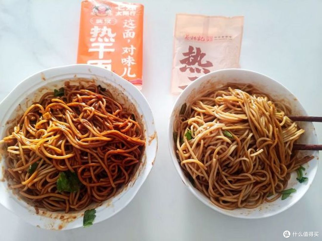 热干面评测!武汉vs信阳,谁才是真正的美味之王?